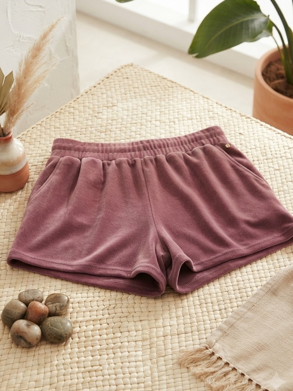 VOLCOM Mauve Pink Velour Terry Cloth Lounge Shorts Soft Cozy Beach Cover Up